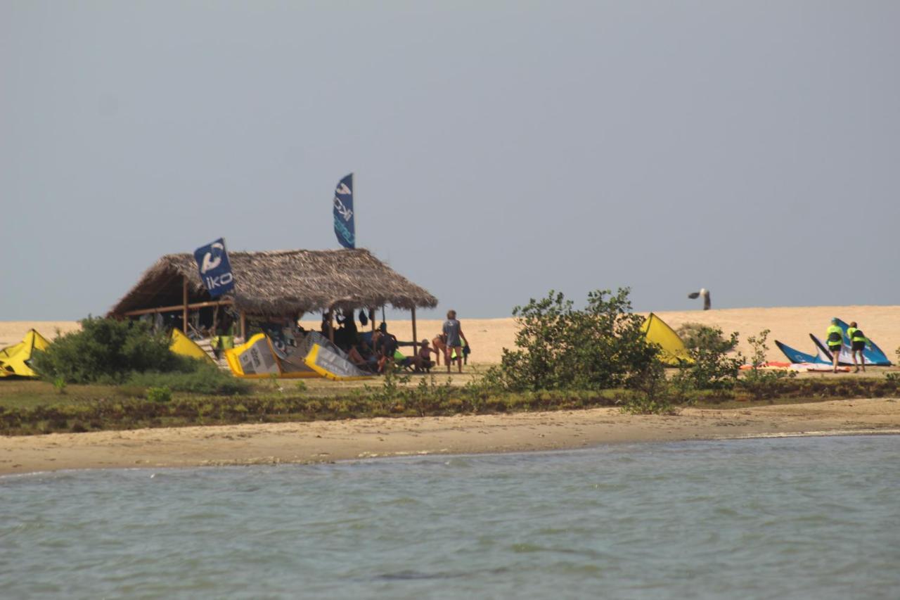 Blue Kite Family Resort Kalpitiya Ngoại thất bức ảnh